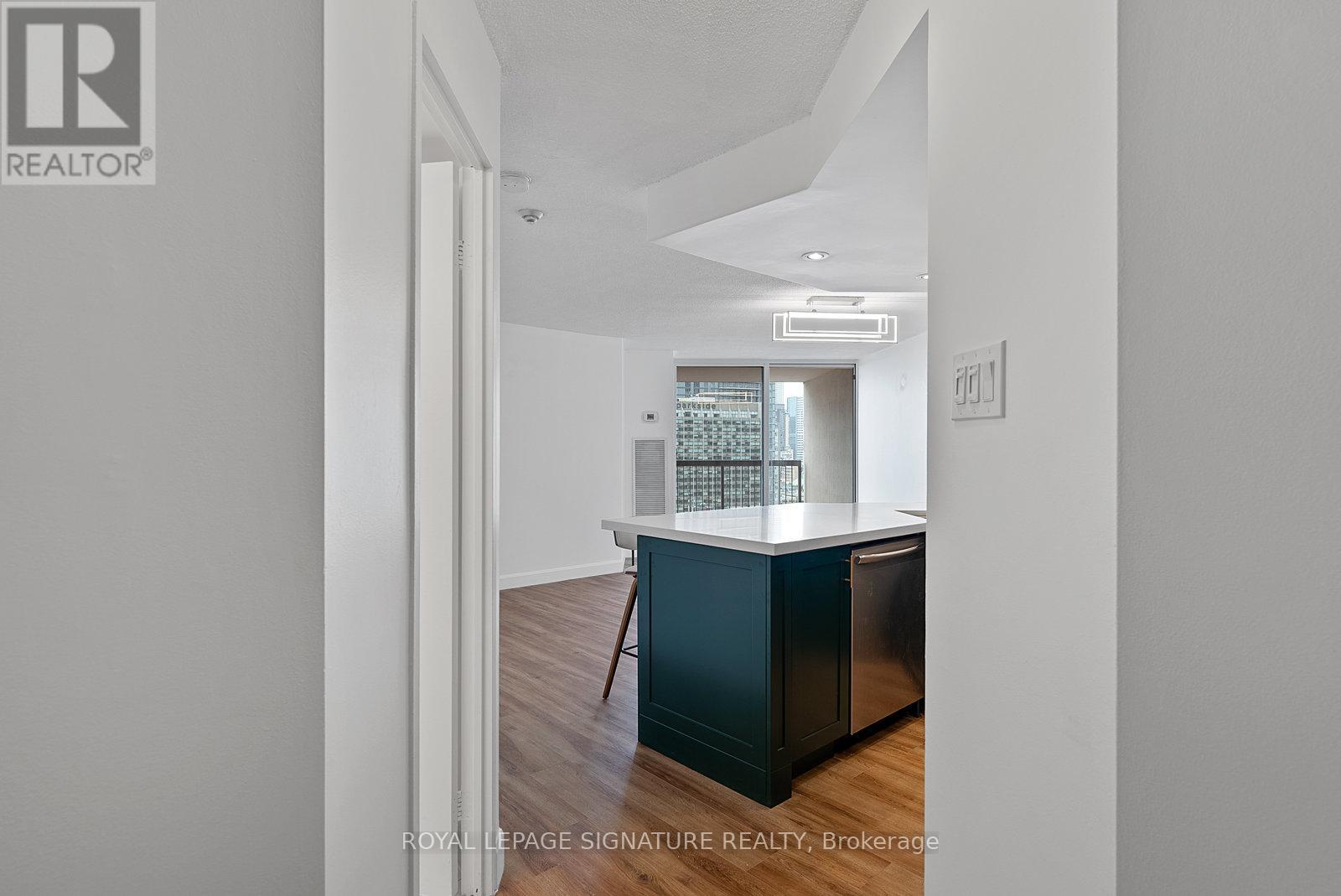 1805 - 77 Maitland Place, Toronto, Ontario  M4Y 2V6 - Photo 3 - C12209511