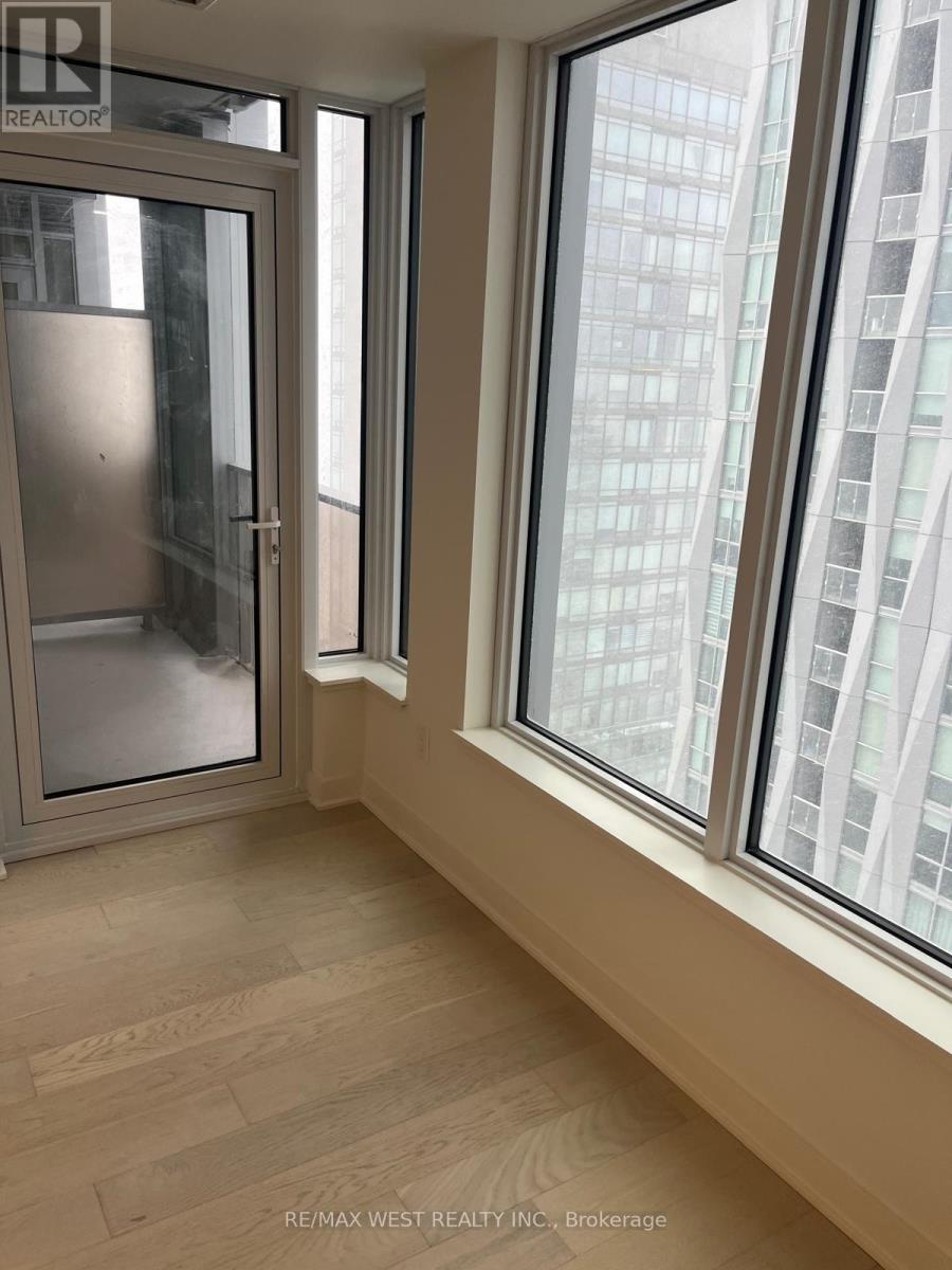 2607 - 11 Yorkville Avenue, Toronto, Ontario  M4W 1L2 - Photo 2 - C12209512