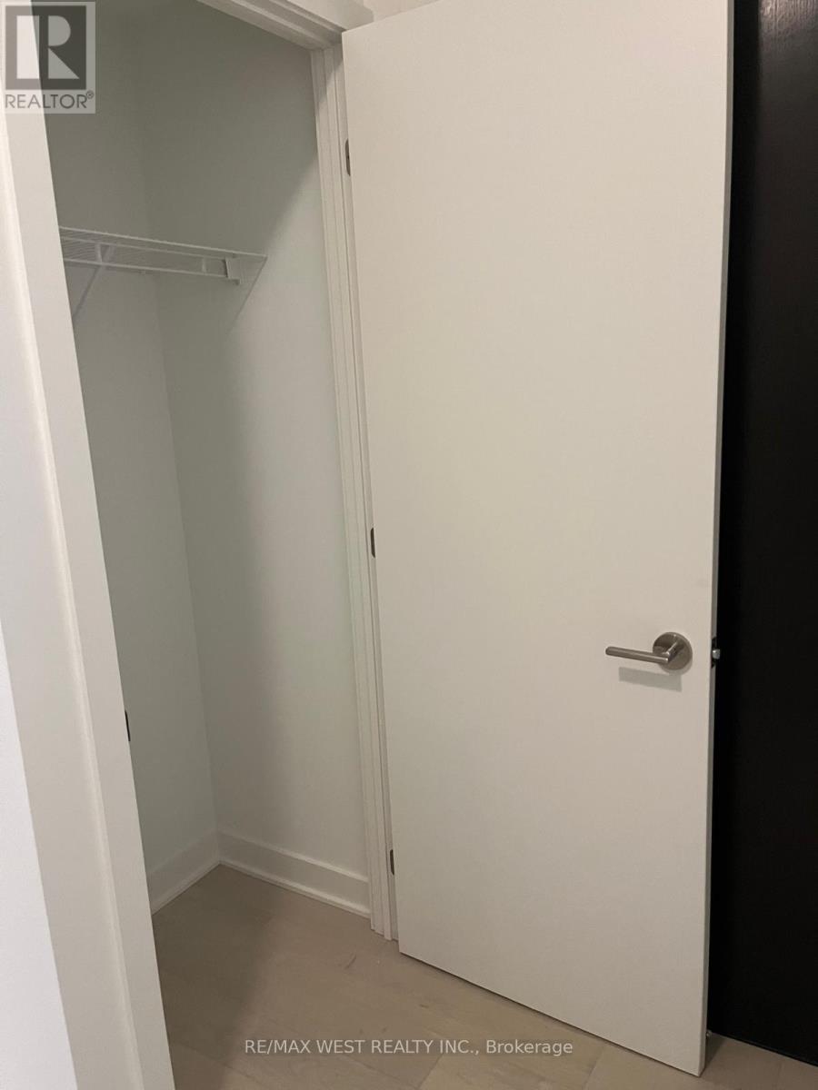 2607 - 11 Yorkville Avenue, Toronto, Ontario  M4W 1L2 - Photo 7 - C12209512