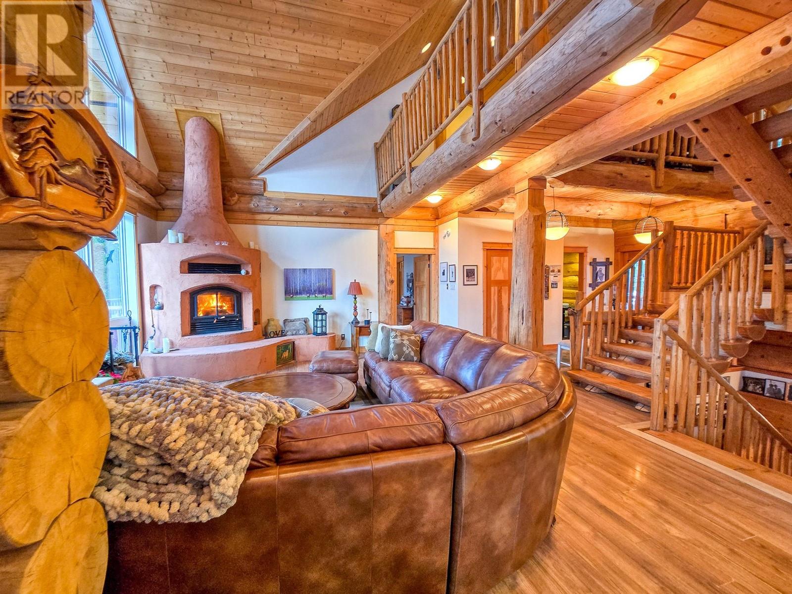 8403 Bighorn Sheep Lane, Canal Flats, British Columbia  V0B 1B0 - Photo 15 - 10348875