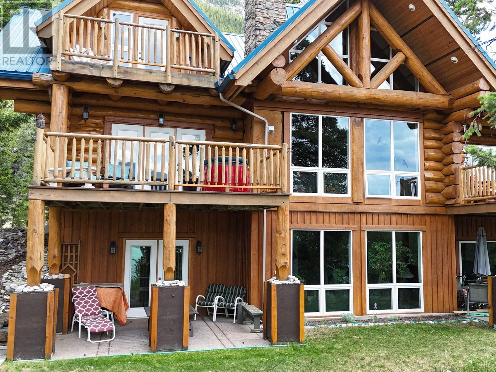 8403 Bighorn Sheep Lane, Canal Flats, British Columbia  V0B 1B0 - Photo 47 - 10348875