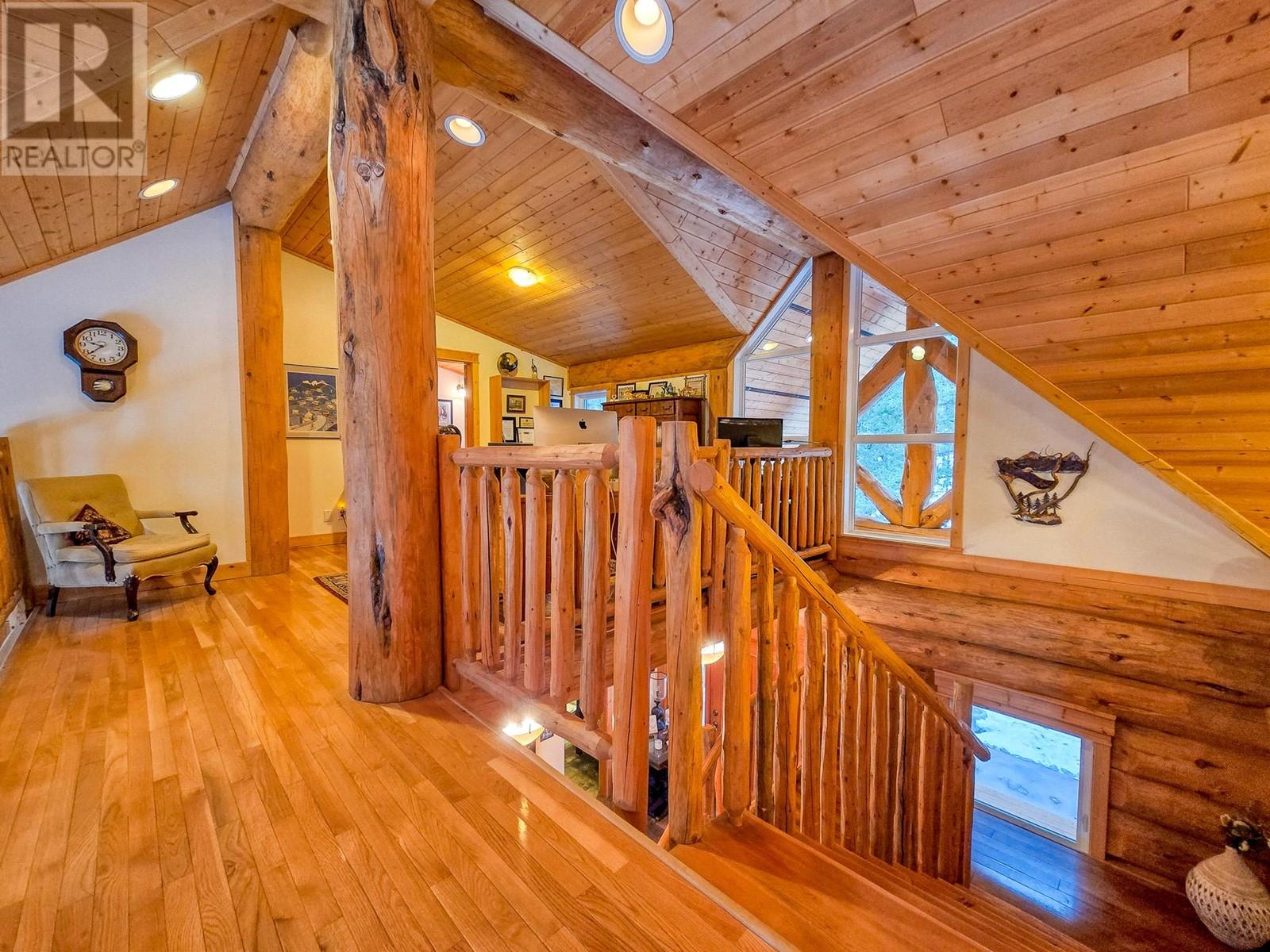 8403 Bighorn Sheep Lane, Canal Flats, British Columbia  V0B 1B0 - Photo 25 - 10348875