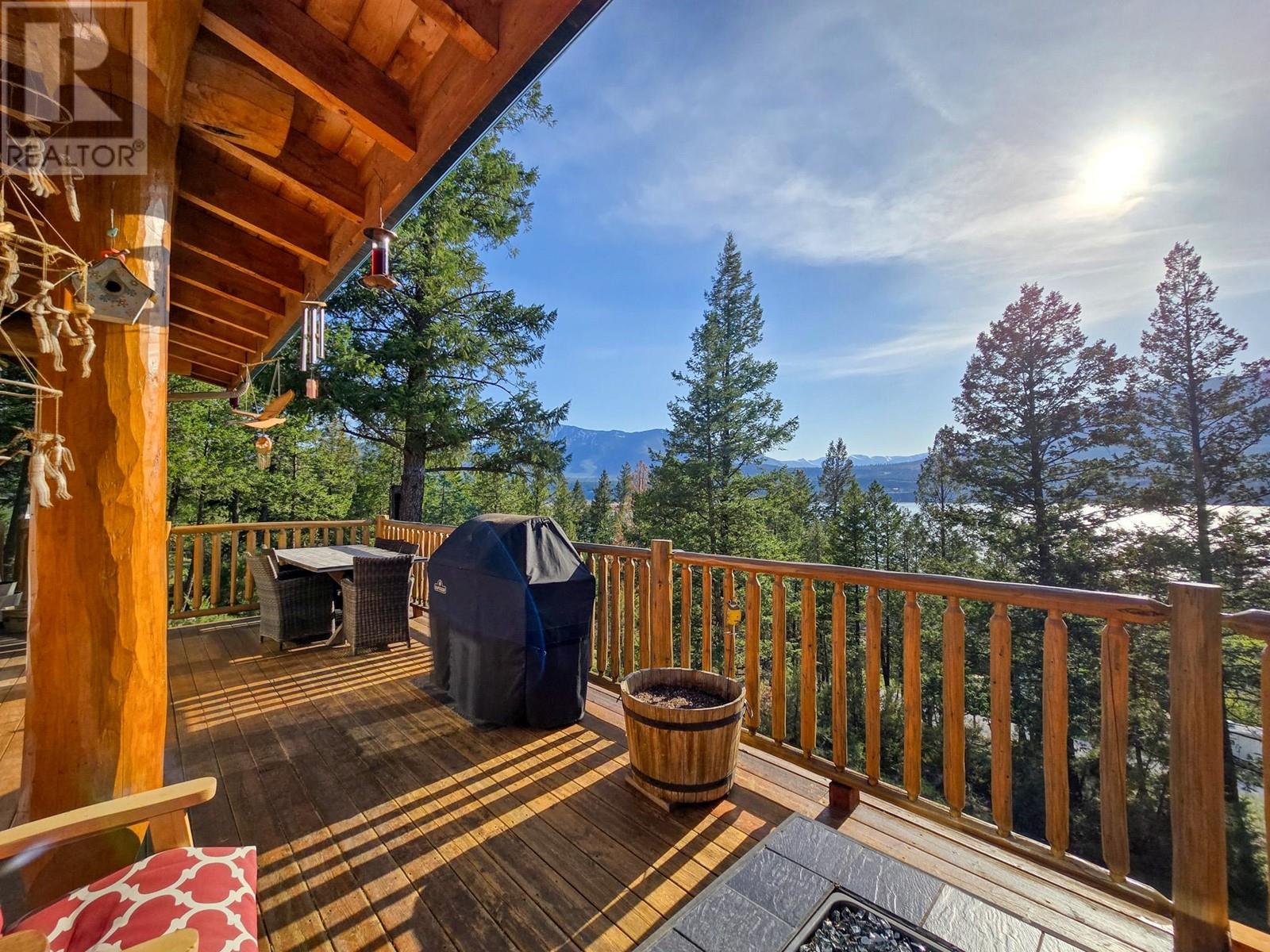 8403 Bighorn Sheep Lane, Canal Flats, British Columbia  V0B 1B0 - Photo 37 - 10348875