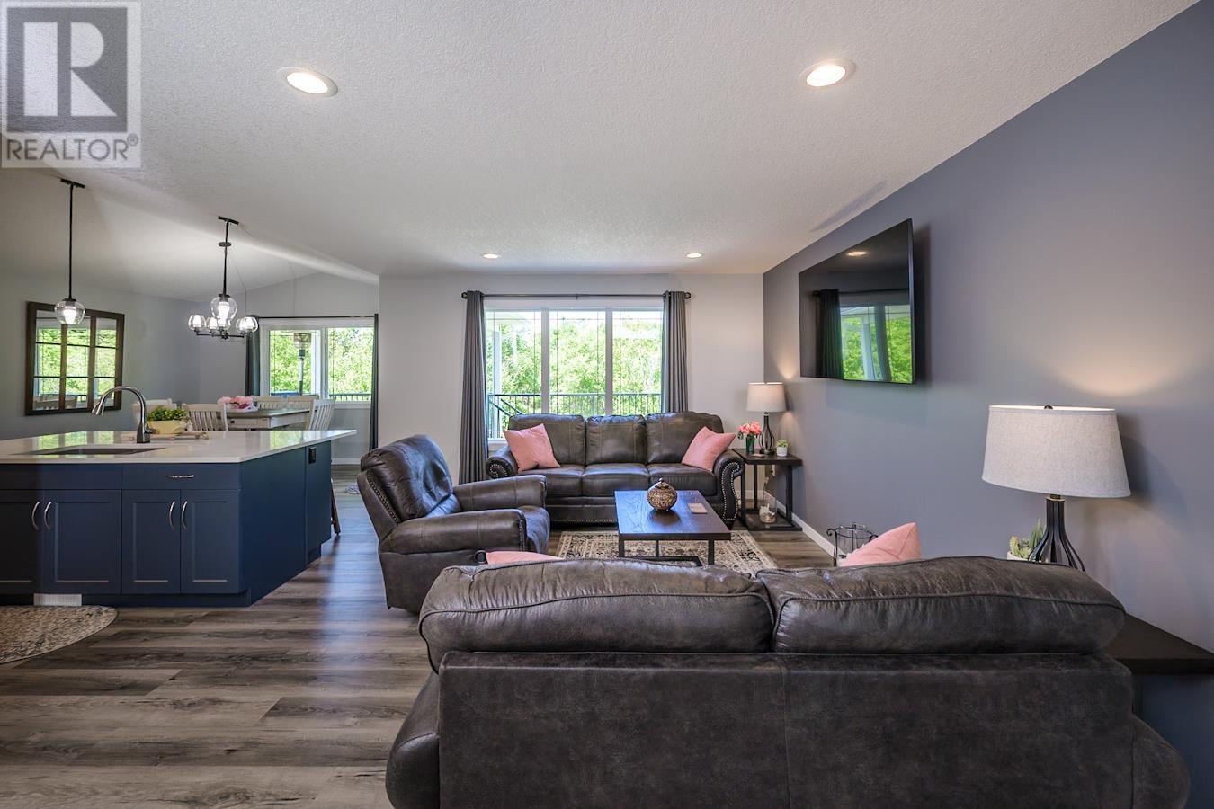 5488 W Venta Drive, Prince George, British Columbia  V2K 0B6 - Photo 7 - R3013499