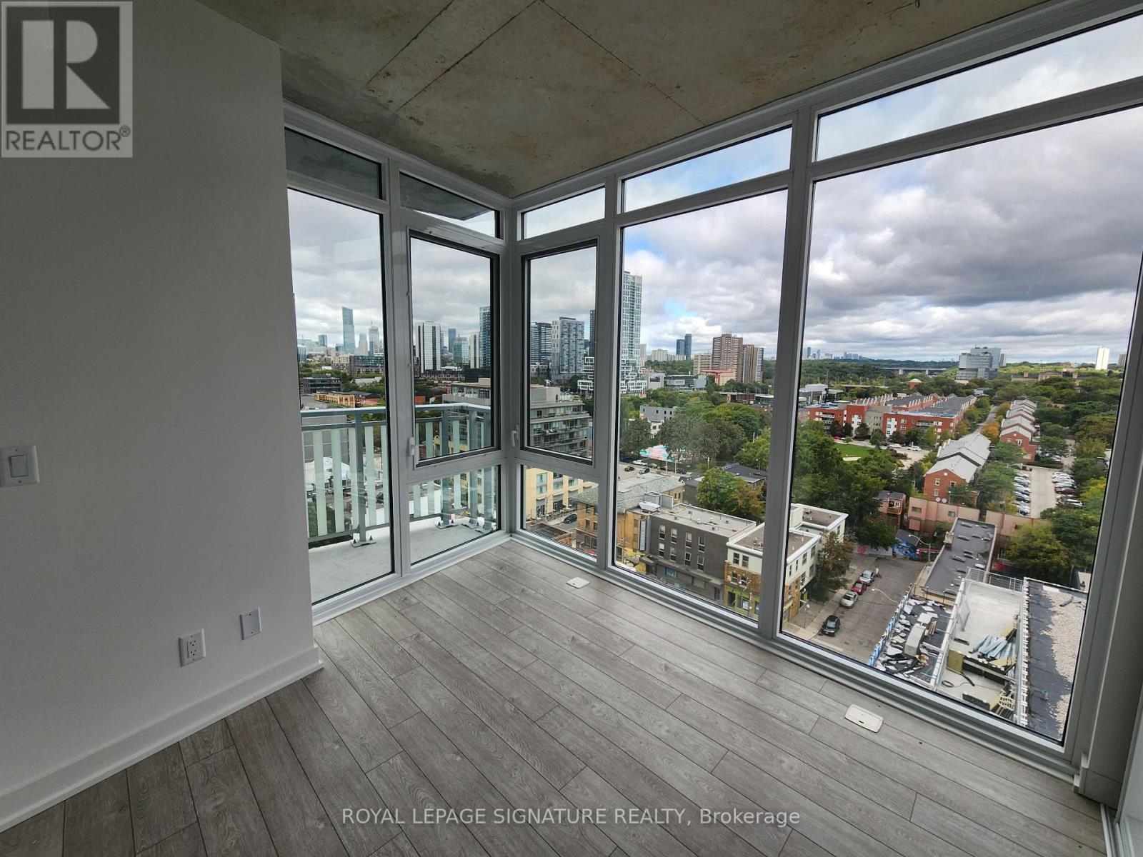 1205 - 45 Baseball Place, Toronto, Ontario  M4M 0H1 - Photo 3 - E12209227