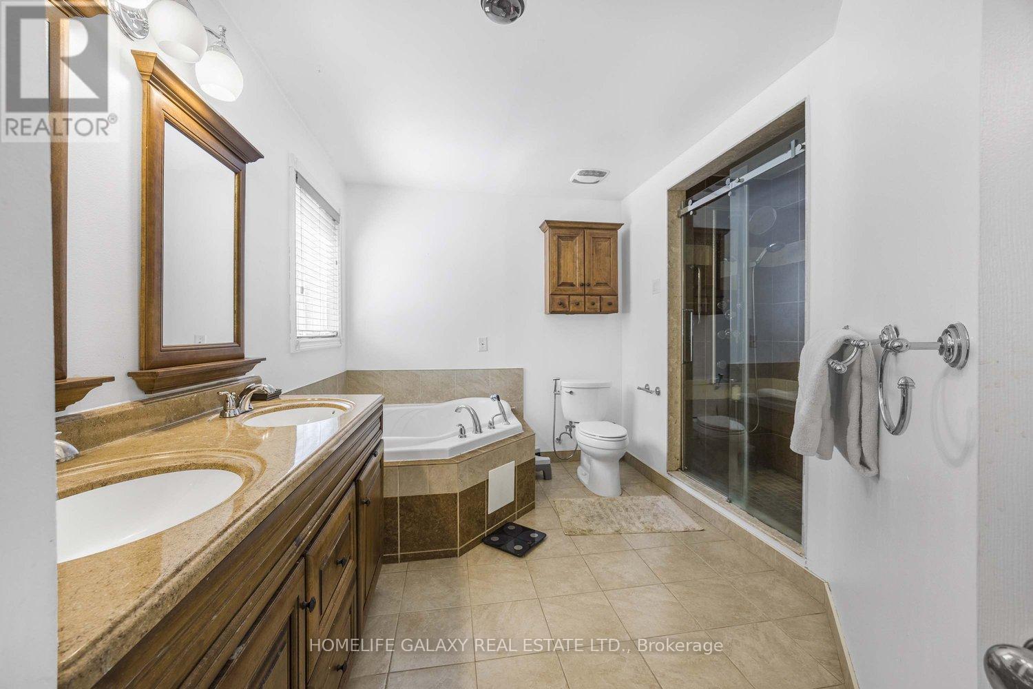 592 Maitland Drive, Pickering, Ontario  L1W 3T6 - Photo 24 - E12209230