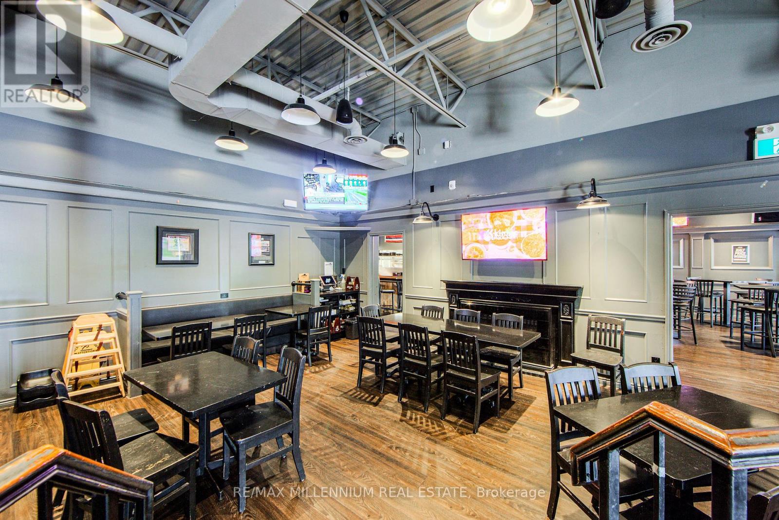 555 Rossland Road E, Oshawa, Ontario  L1K 1K8 - Photo 11 - E12209232