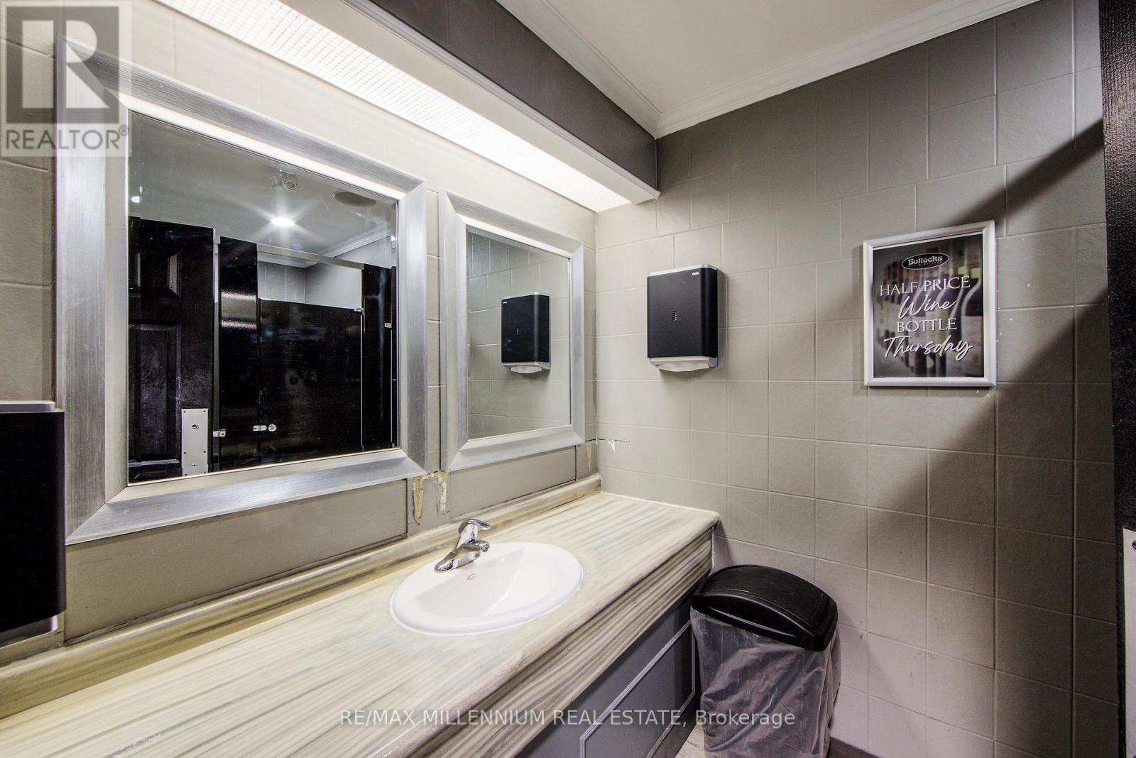 555 Rossland Road E, Oshawa, Ontario  L1K 1K8 - Photo 19 - E12209232