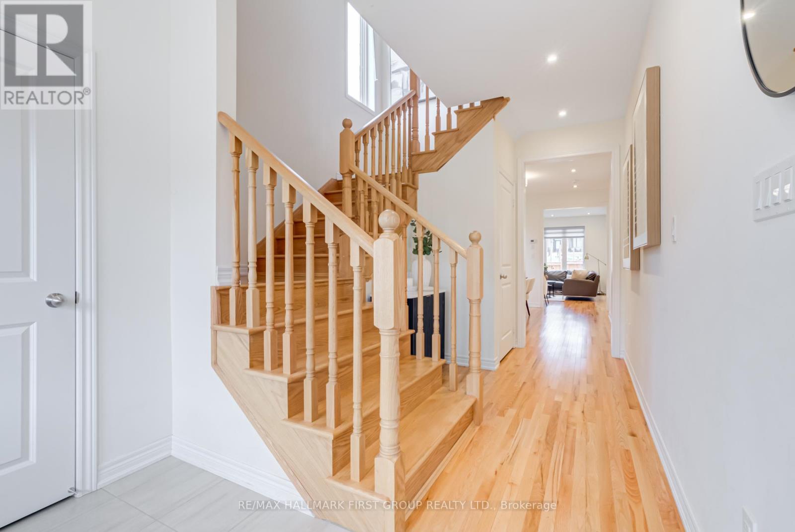 1206 Chateau Court, Pickering, Ontario  L1X 0M1 - Photo 15 - E12209255