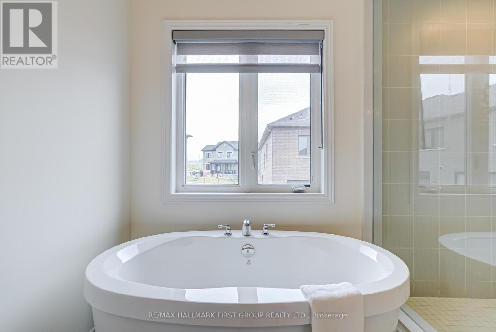 1206 Chateau Court, Pickering, Ontario  L1X 0M1 - Photo 22 - E12209255