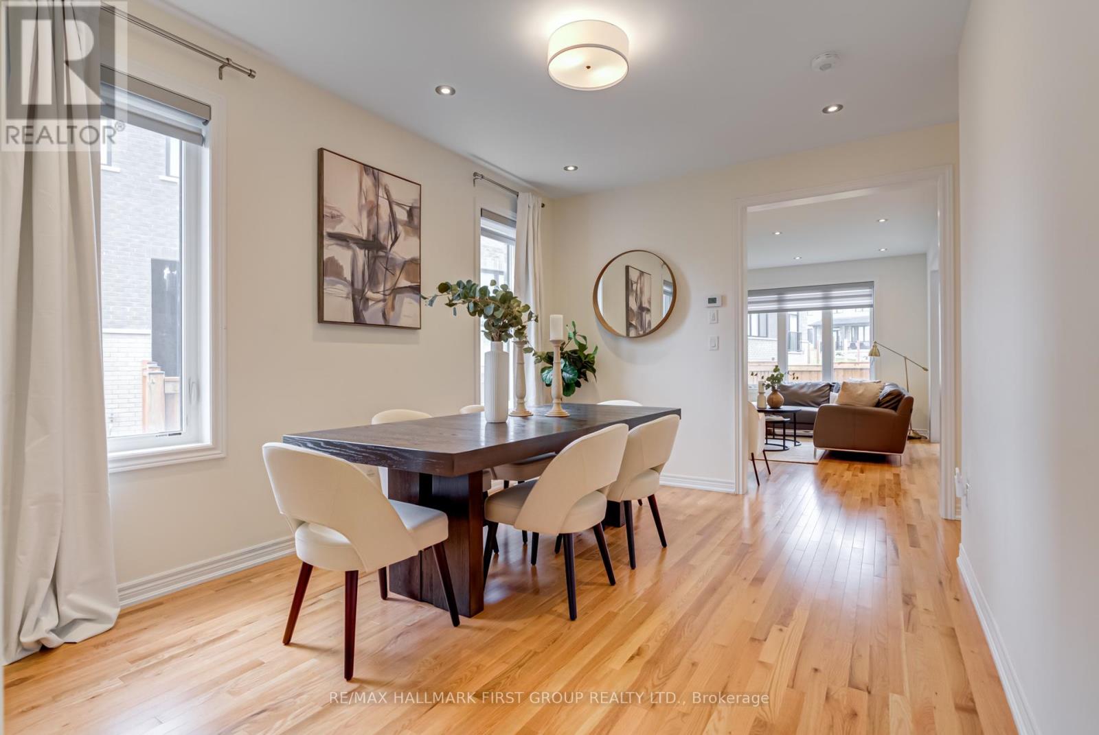 1206 Chateau Court, Pickering, Ontario  L1X 0M1 - Photo 4 - E12209255