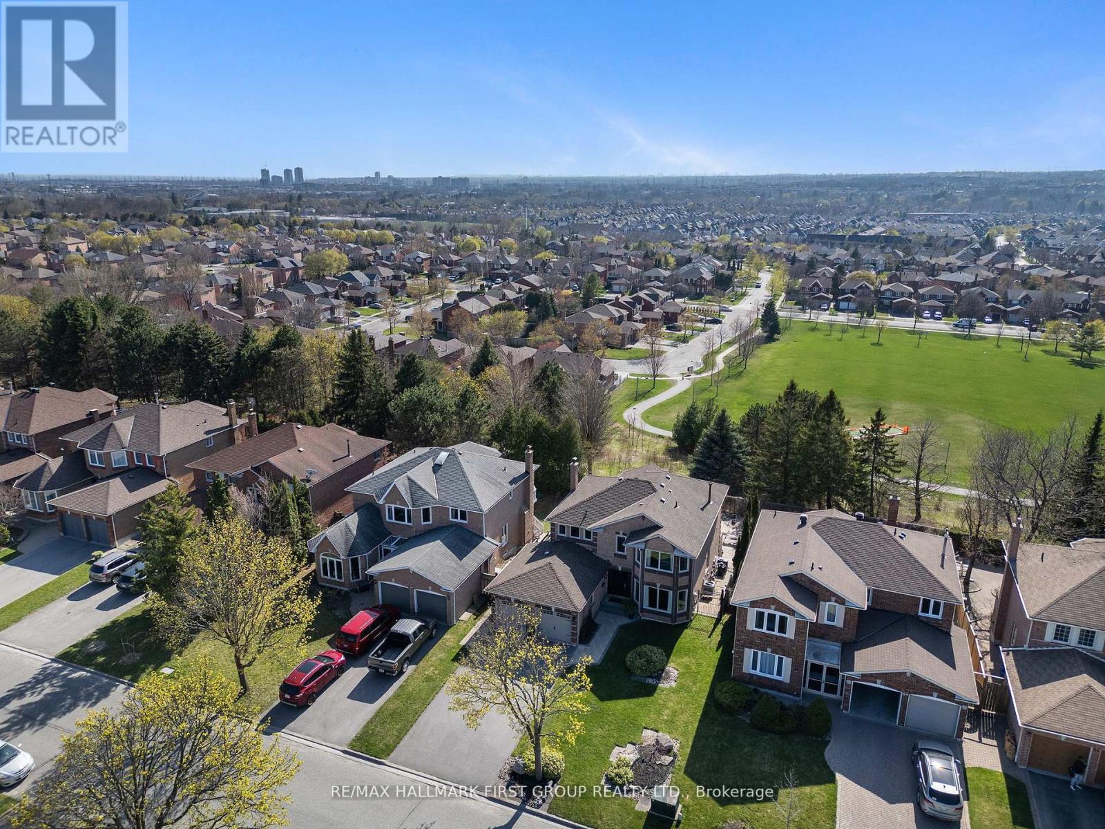 62 Wilce Drive, Ajax, Ontario  L1T 3K2 - Photo 2 - E12209274