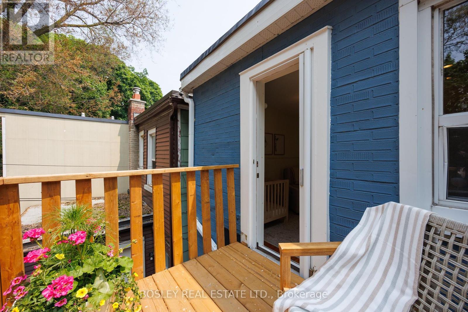 40 Corley Avenue, Toronto, Ontario  M4E 1T9 - Photo 24 - E12209333