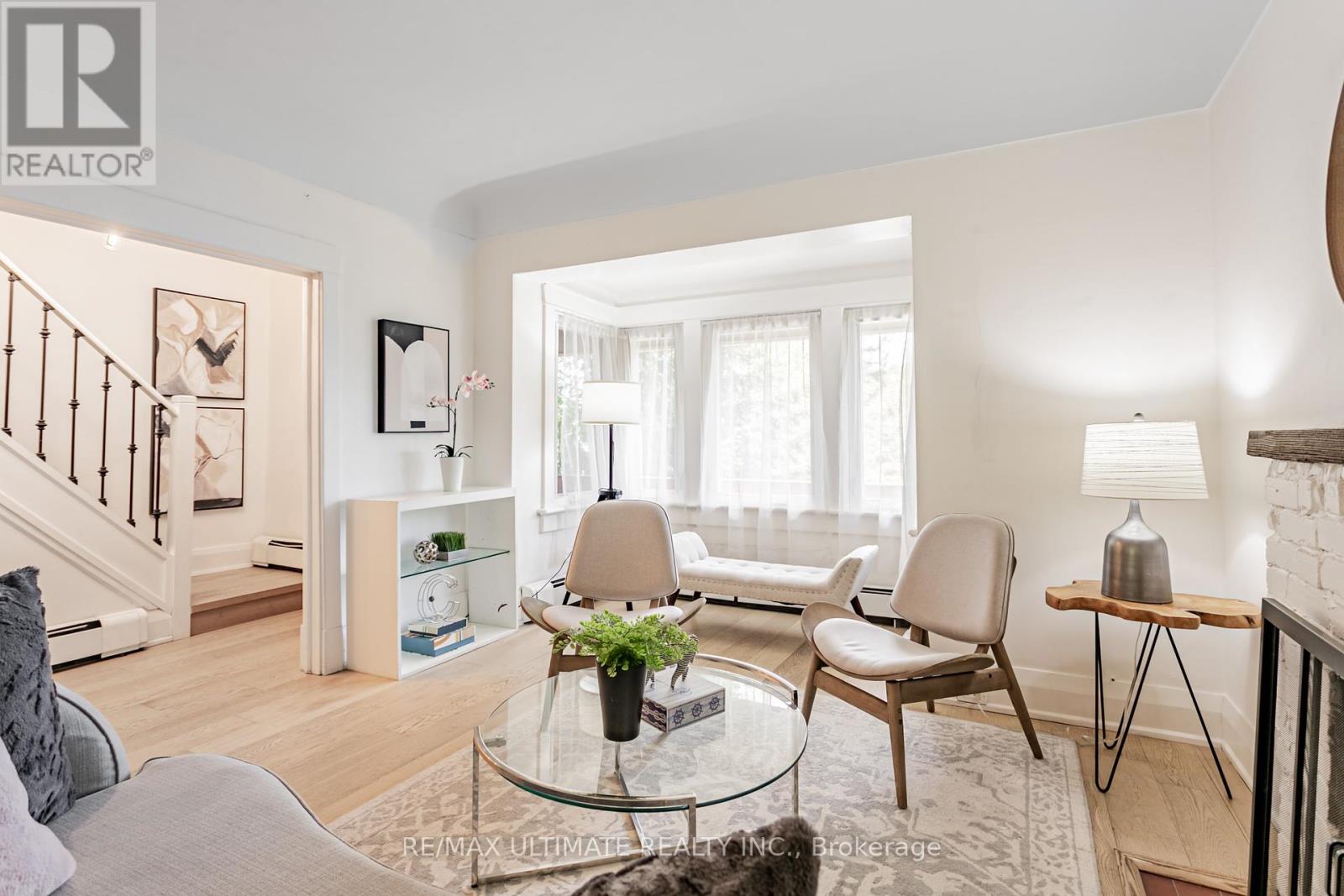 275 Kenilworth Avenue, Toronto, Ontario  M4L 3S9 - Photo 14 - E12209427