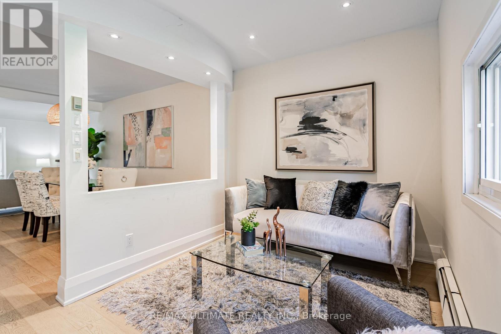 275 Kenilworth Avenue, Toronto, Ontario  M4L 3S9 - Photo 20 - E12209427