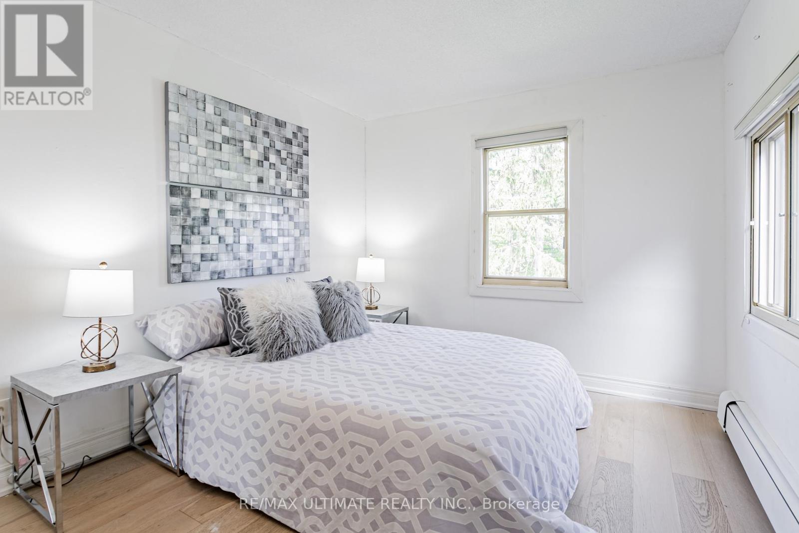 275 Kenilworth Avenue, Toronto, Ontario  M4L 3S9 - Photo 33 - E12209427