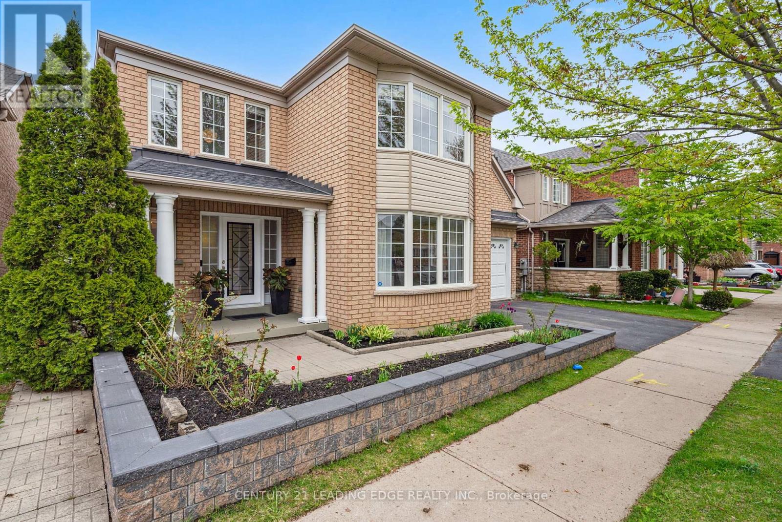 29 ALDEN SQUARE, Ajax, Ontario