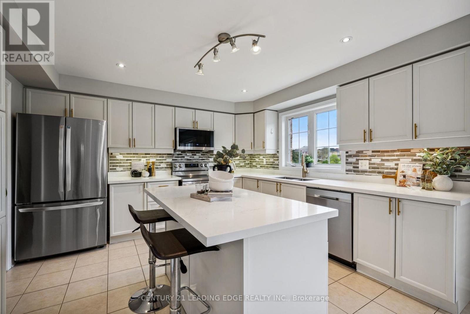 29 Alden Square, Ajax, Ontario  L1T 4Z2 - Photo 15 - E12209428