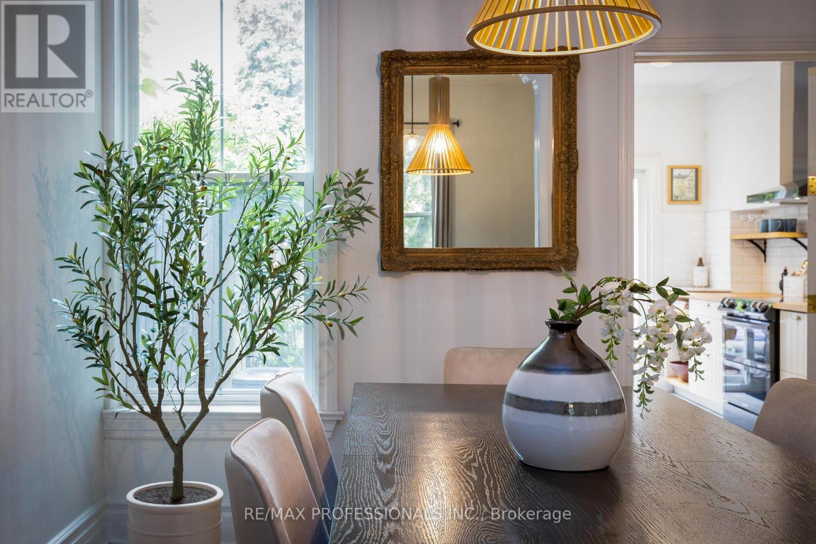 26 Wardell Street, Toronto, Ontario  M4M 2L5 - Photo 8 - E12209500