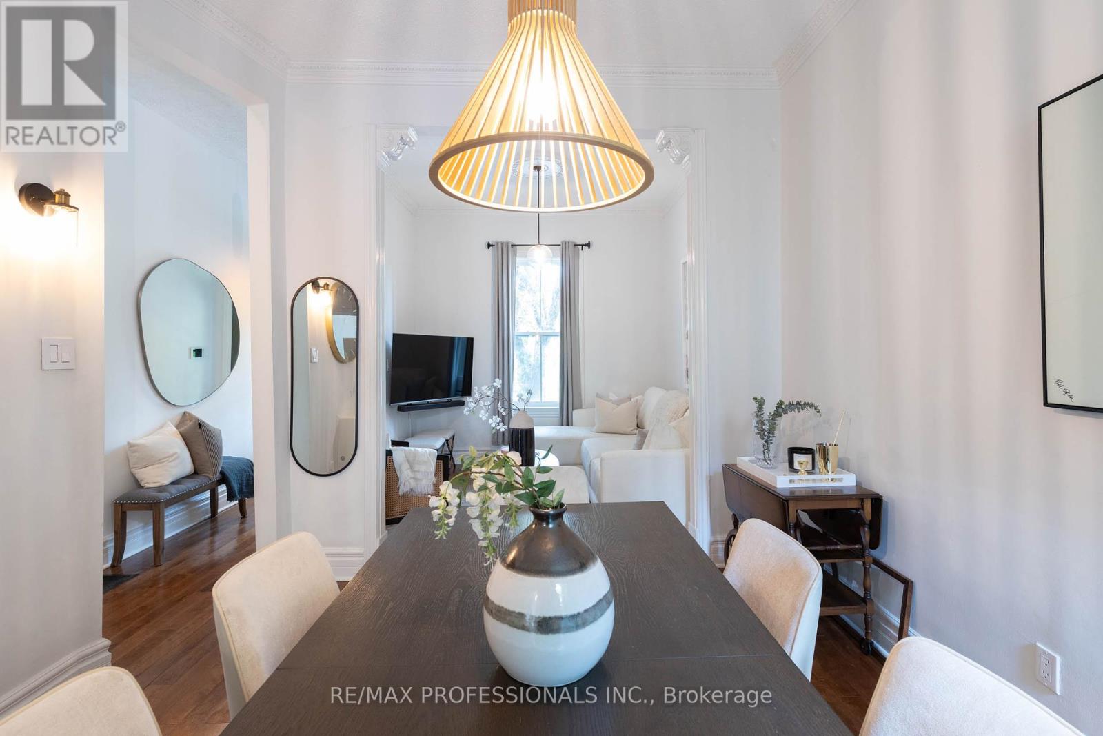 26 Wardell Street, Toronto, Ontario  M4M 2L5 - Photo 9 - E12209500