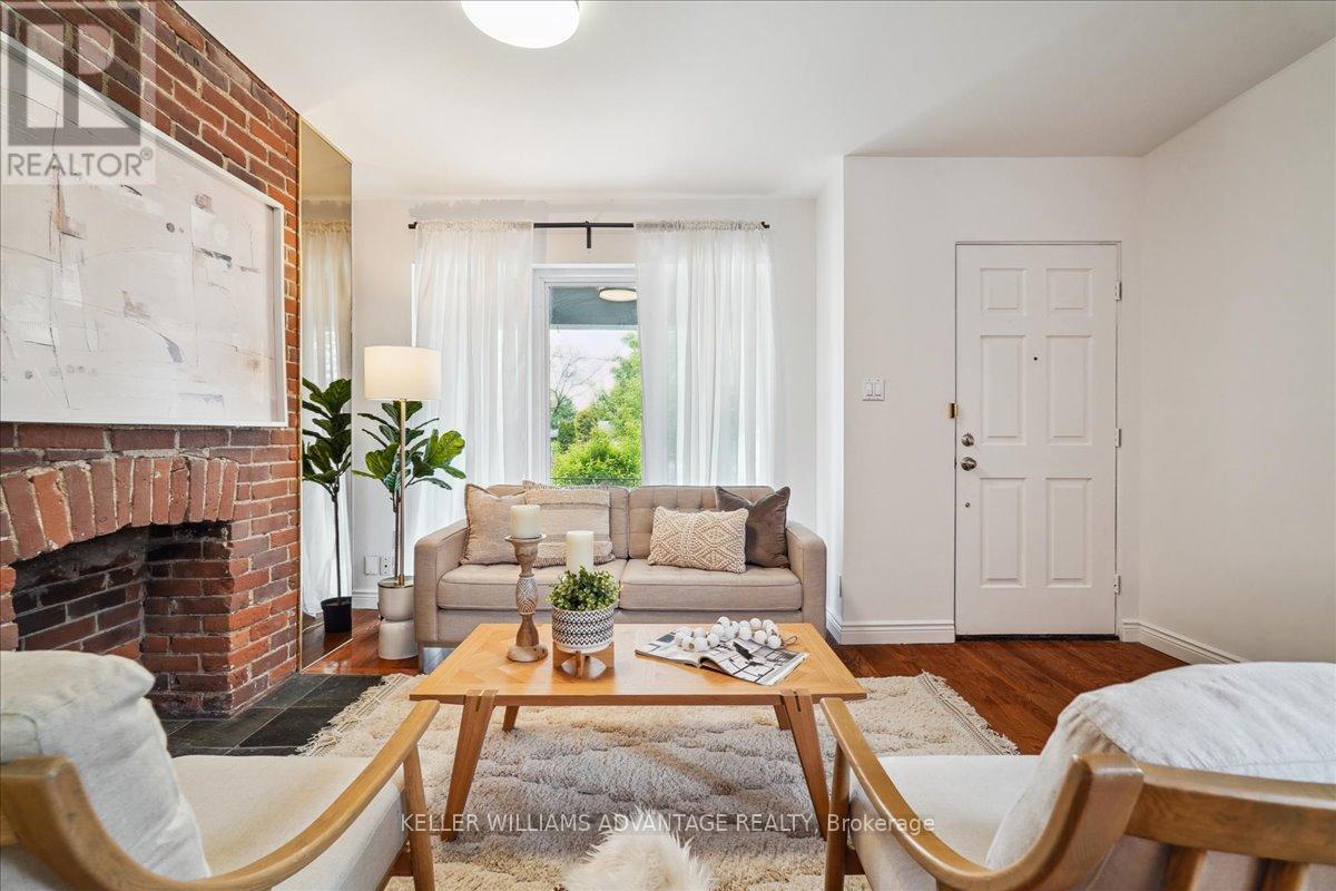 130 Glebeholme Boulevard, Toronto, Ontario  M4J 1S6 - Photo 12 - E12209506