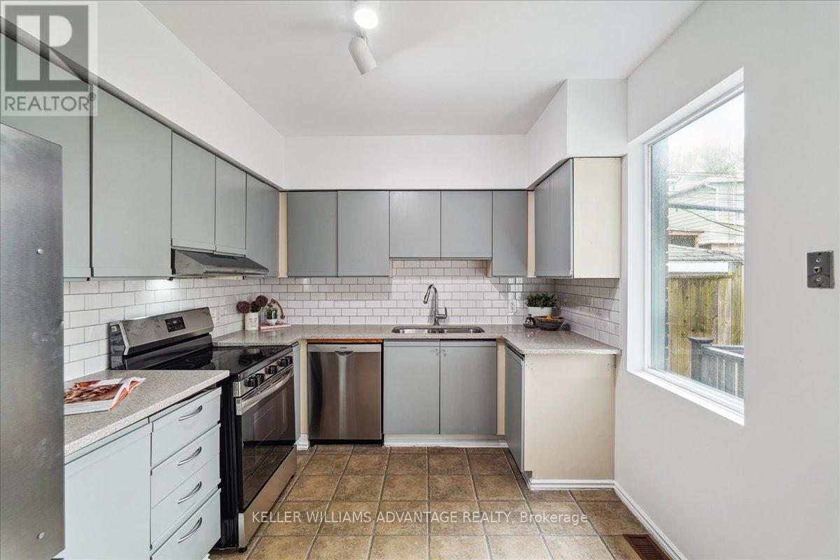 130 Glebeholme Boulevard, Toronto, Ontario  M4J 1S6 - Photo 17 - E12209506