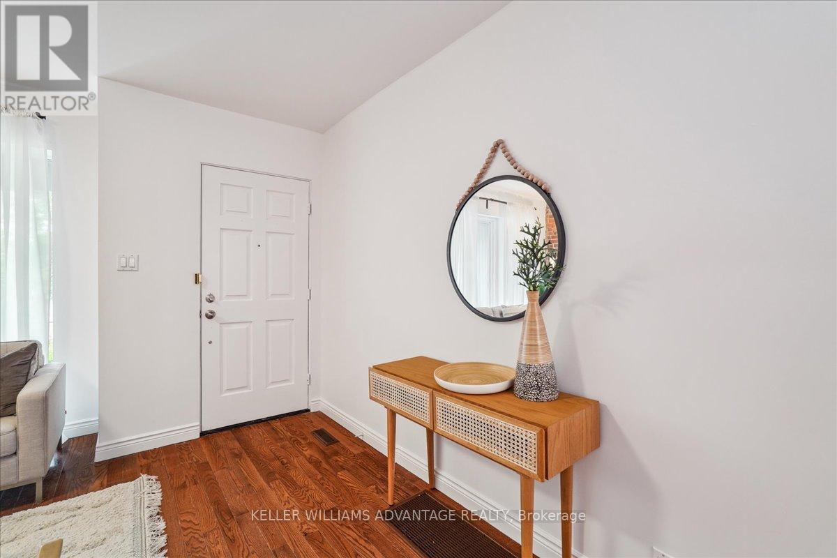 130 Glebeholme Boulevard, Toronto, Ontario  M4J 1S6 - Photo 8 - E12209506