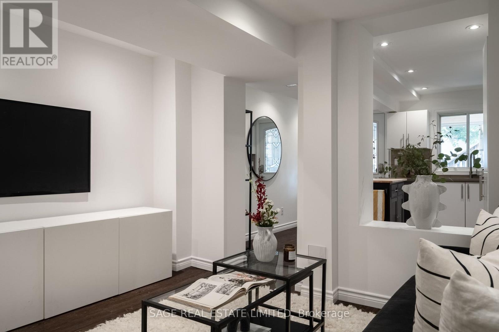 387 Jones Avenue, Toronto (Blake-Jones), Ontario  M4J 3G5 - Photo 25 - E12209518