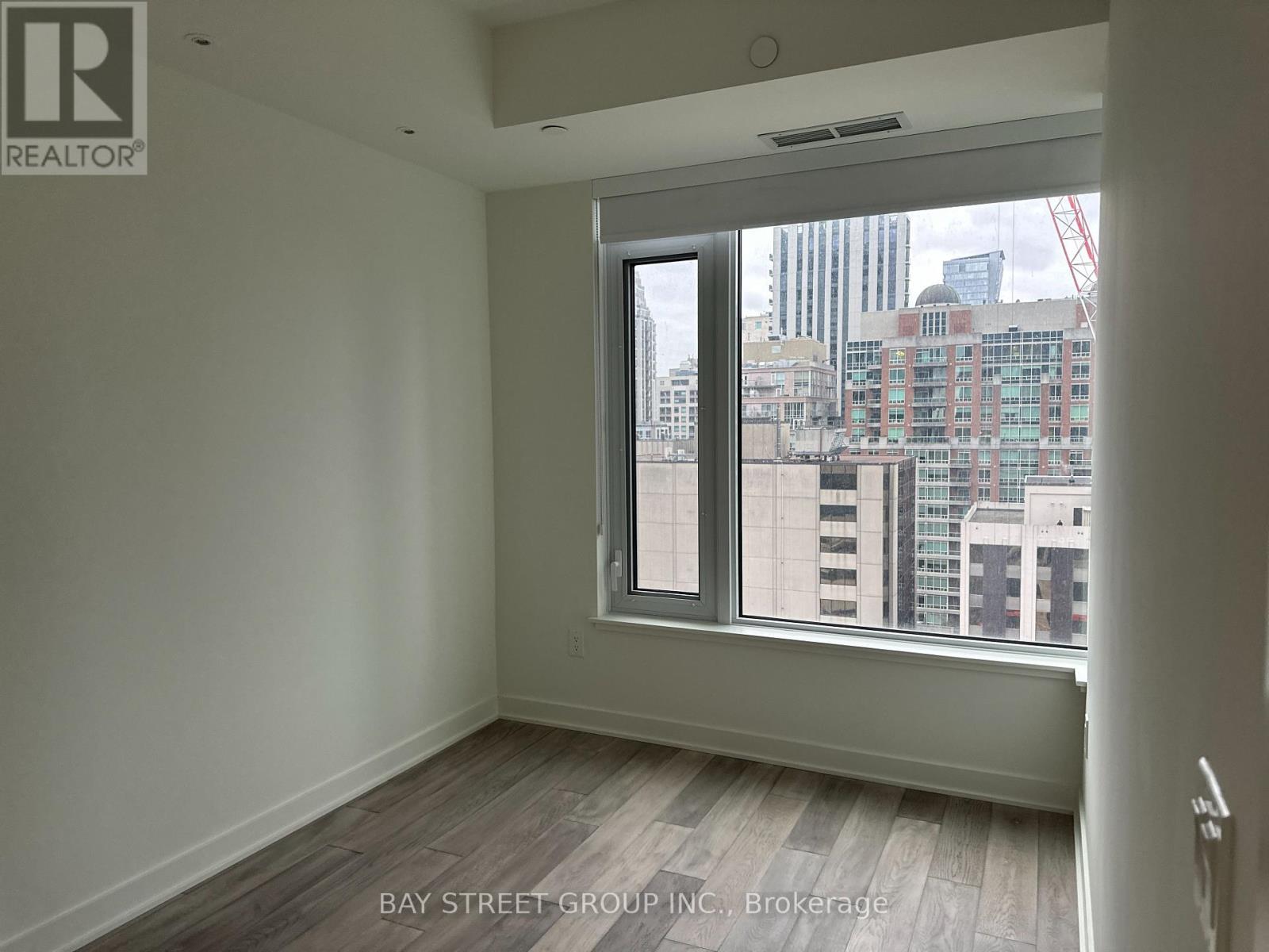 1001 - 11 Yorkville Avenue, Toronto, Ontario  M4W 1L2 - Photo 11 - C12204720