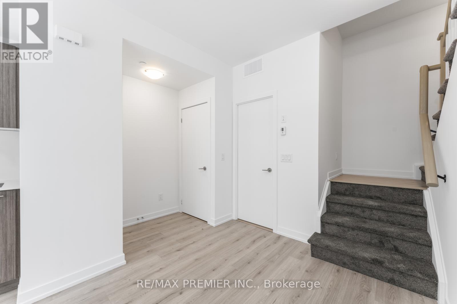 15 - 851 Sheppard Avenue W, Toronto, Ontario  M3H 0G2 - Photo 4 - C12208985