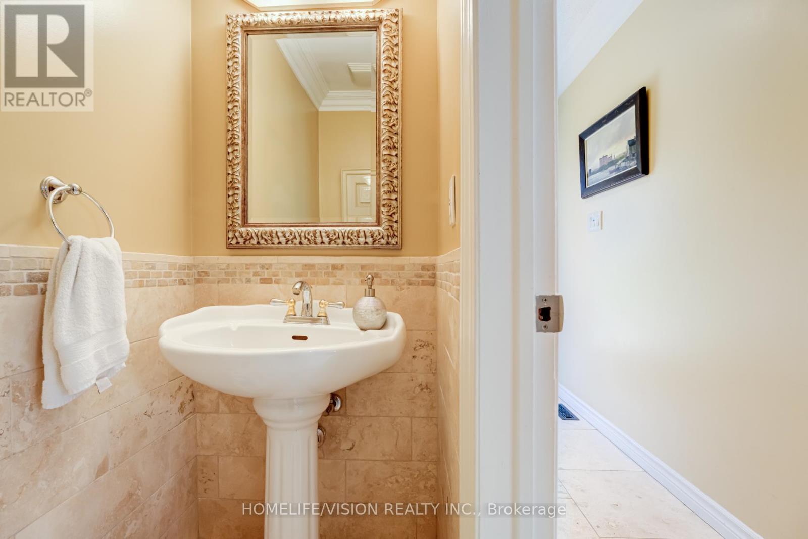 92 Trothen Circle, Markham, Ontario  L3P 4H6 - Photo 14 - N12209260