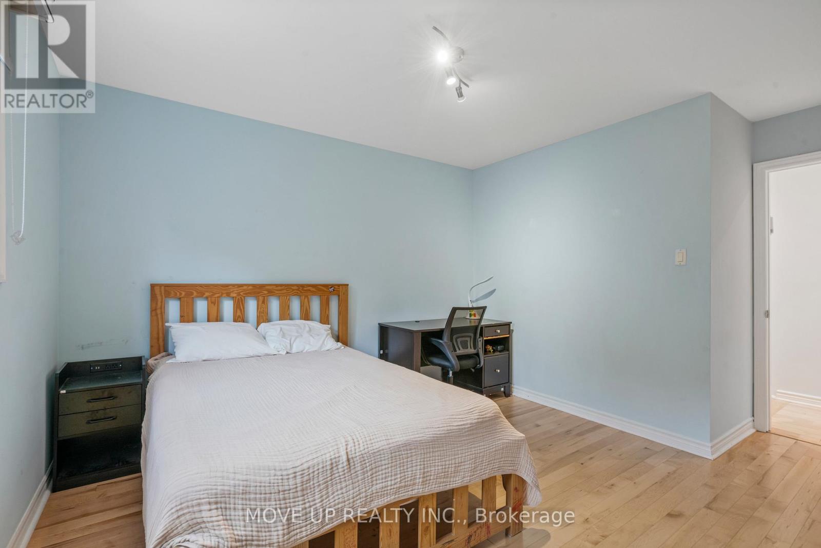 14 Poplar Crescent, Aurora, Ontario  L4G 3L3 - Photo 20 - N12209329