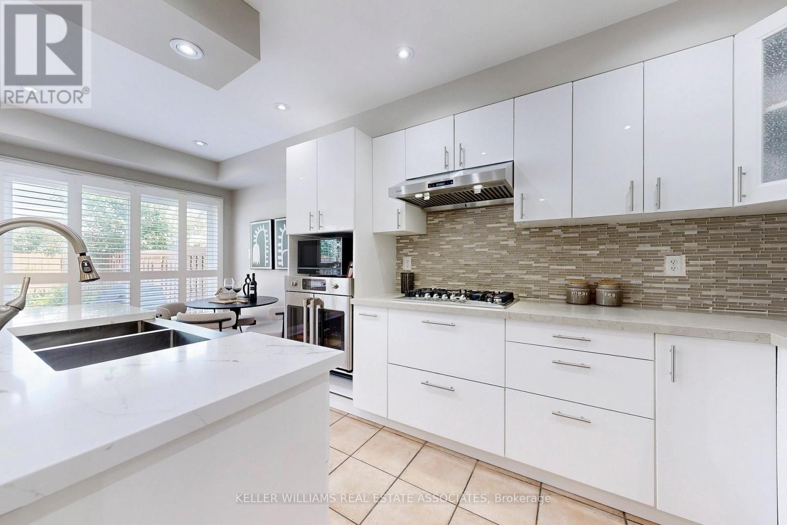 28 Fonteselva Avenue, Vaughan, Ontario  L4H 2S1 - Photo 20 - N12209351
