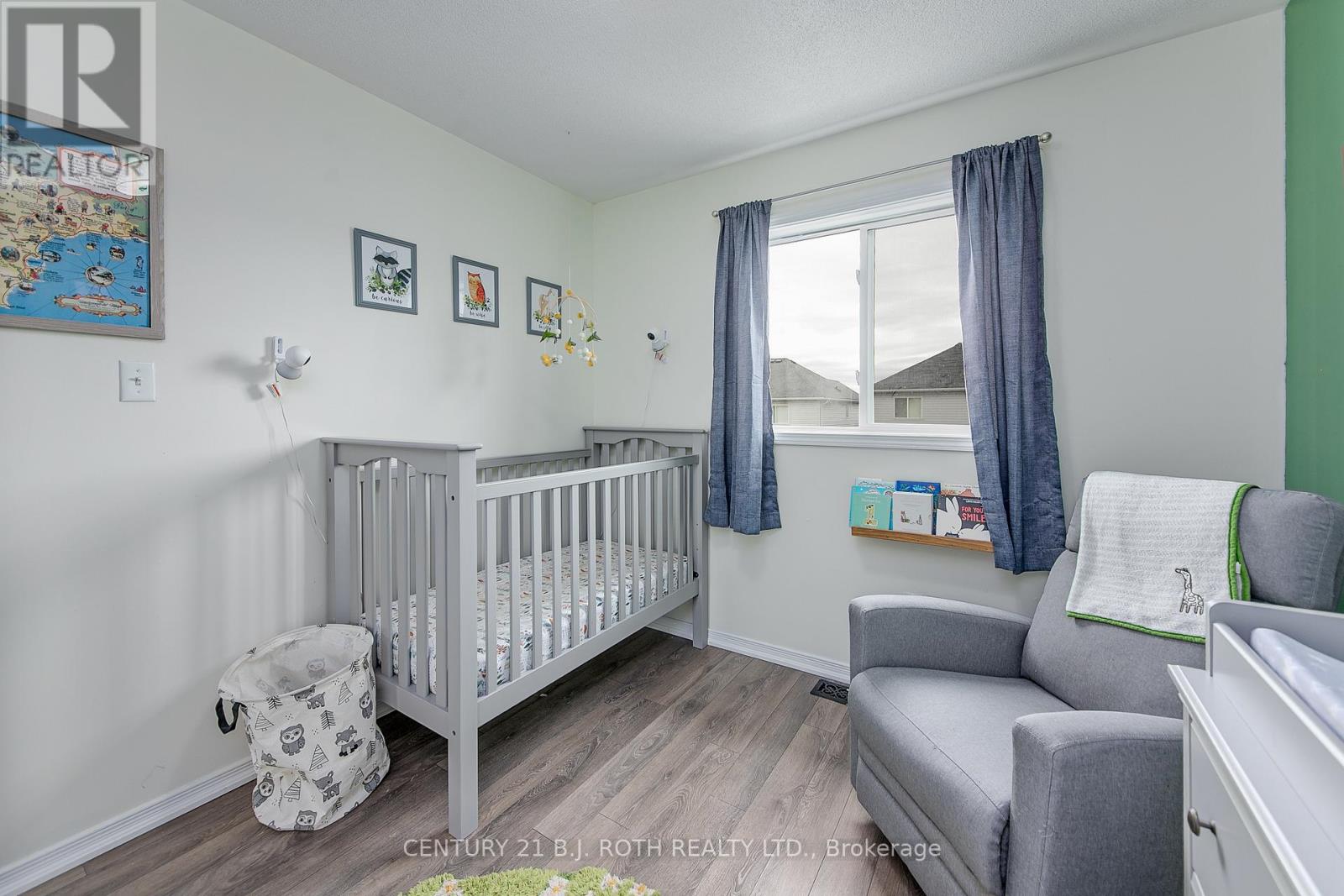 123 Stonemount Crescent, Essa, Ontario  L0M 1B4 - Photo 17 - N12209388