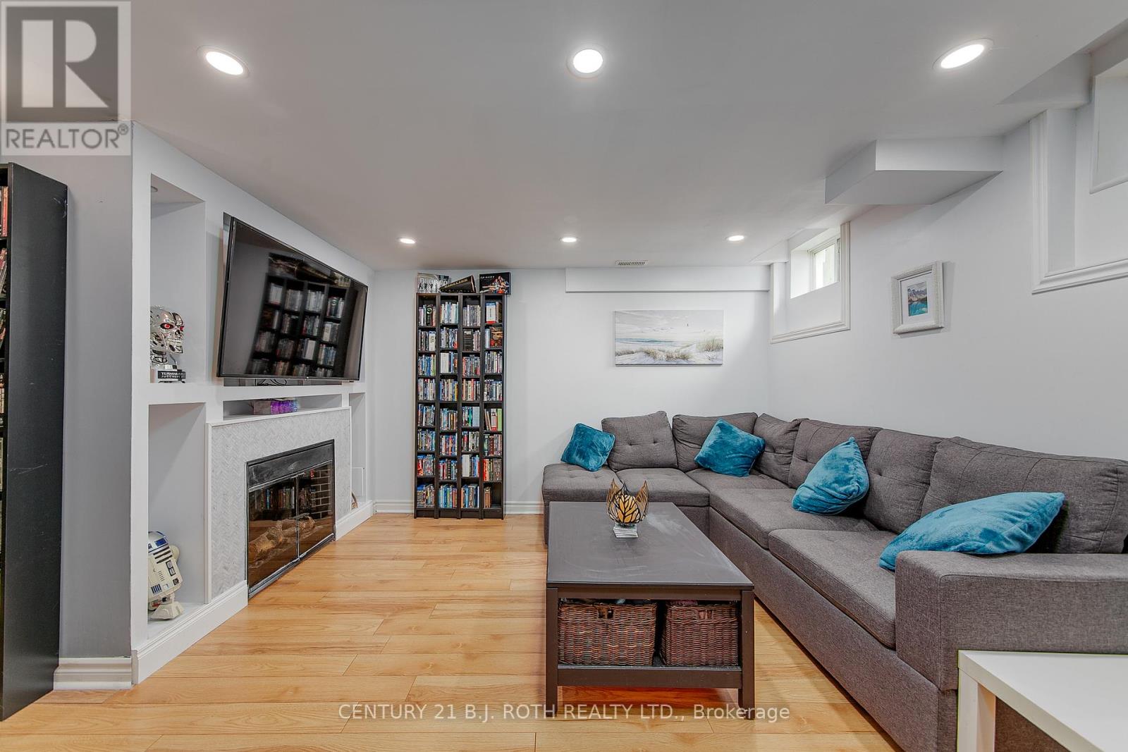 123 Stonemount Crescent, Essa, Ontario  L0M 1B4 - Photo 25 - N12209388