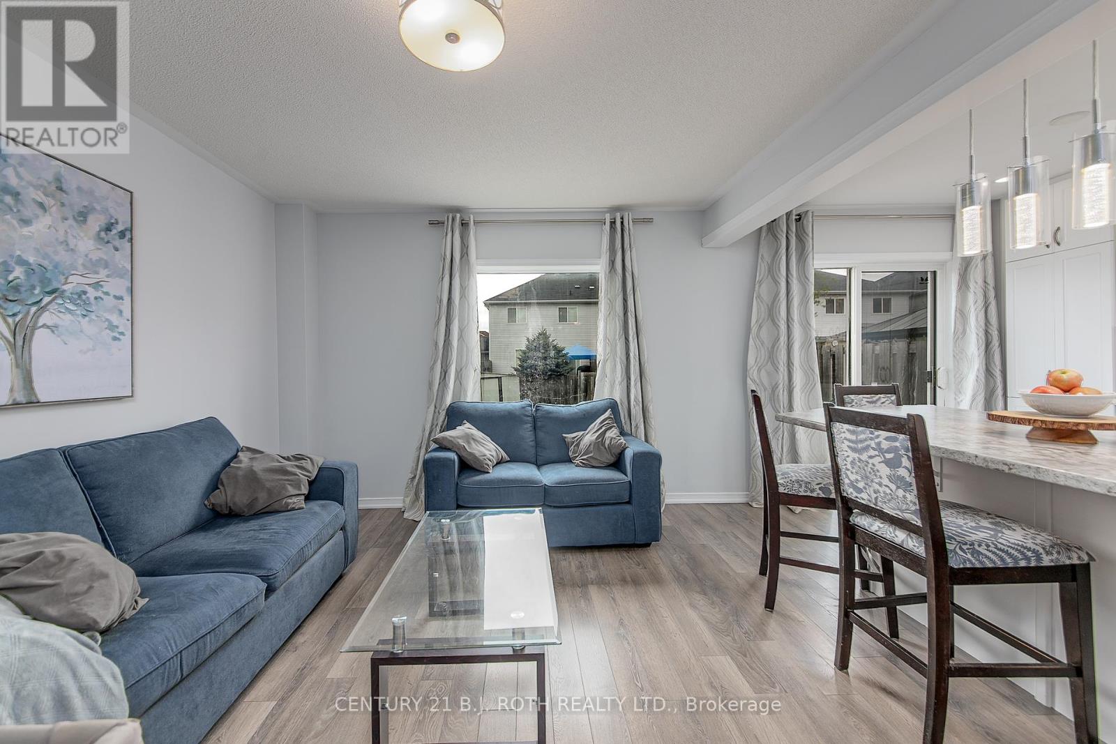 123 Stonemount Crescent, Essa, Ontario  L0M 1B4 - Photo 7 - N12209388