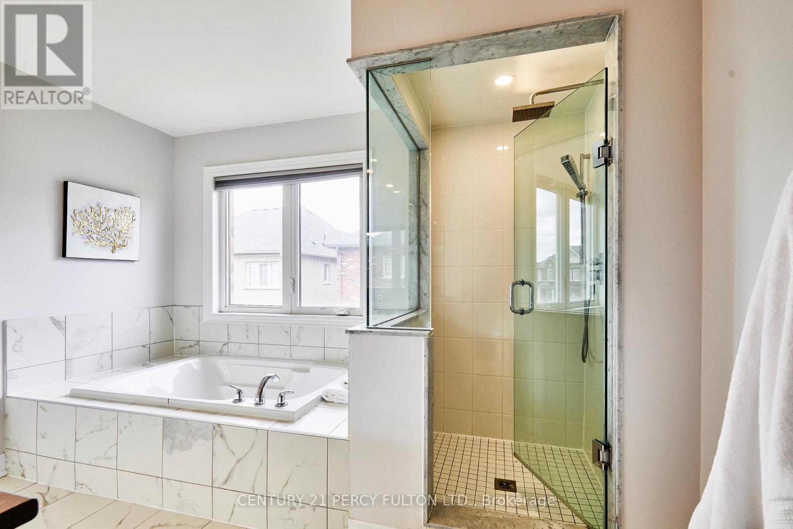 23 Bruce Welch Avenue, Georgina, Ontario  L4P 0J1 - Photo 21 - N12209396