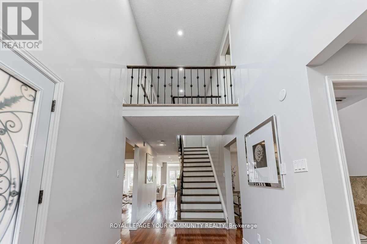 26 Millcroft Way, Vaughan, Ontario  L4J 6P1 - Photo 13 - N12209400