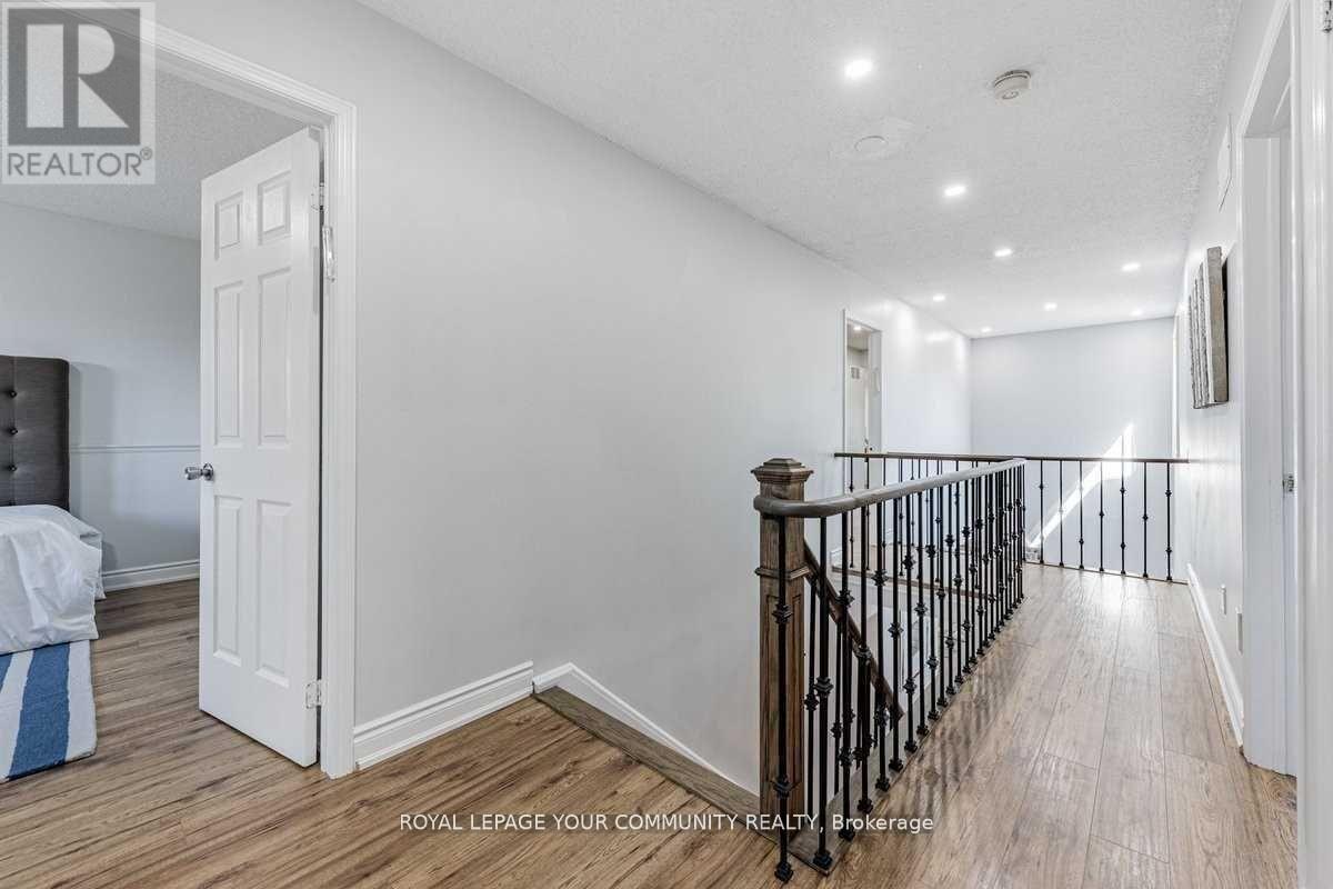26 Millcroft Way, Vaughan, Ontario  L4J 6P1 - Photo 14 - N12209400