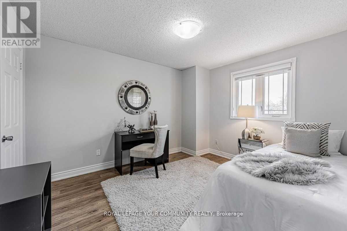 26 Millcroft Way, Vaughan, Ontario  L4J 6P1 - Photo 18 - N12209400
