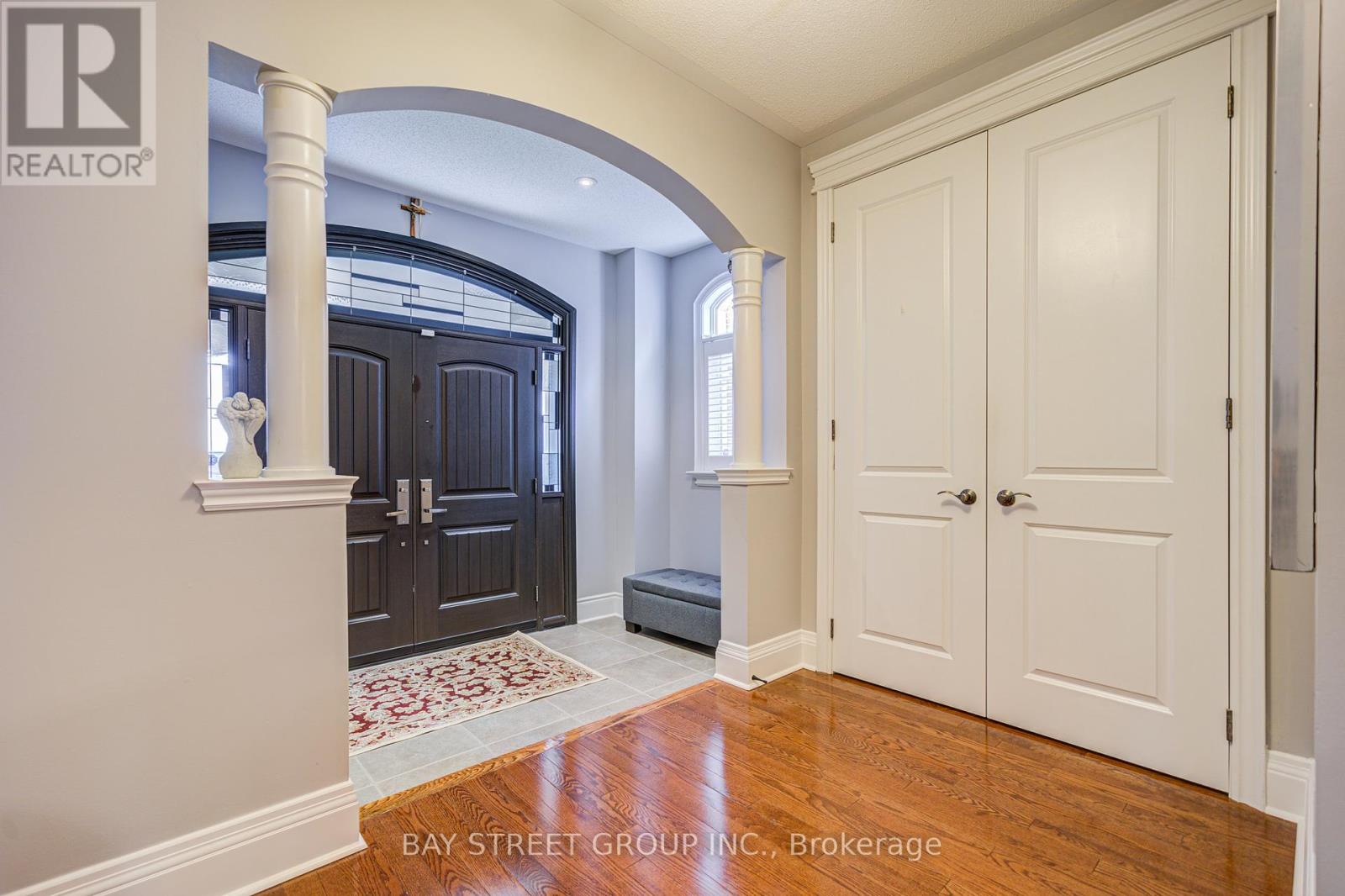 243 Israel Zilber Drive, Vaughan, Ontario  L6A 0L5 - Photo 3 - N12209437