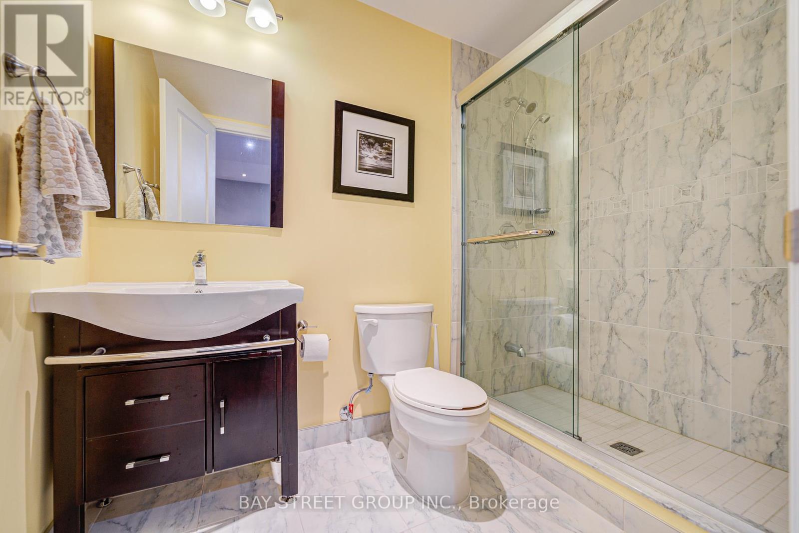 243 Israel Zilber Drive, Vaughan, Ontario  L6A 0L5 - Photo 40 - N12209437