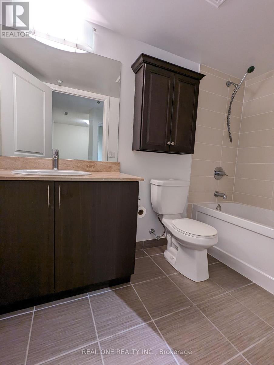 326 - 372 Highway 7 E, Richmond Hill, Ontario  L4B 0C6 - Photo 7 - N12209505