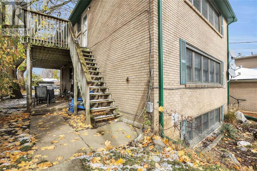 7076 Longwoods Road, London South (South V), Ontario  N6P 1P9 - Photo 23 - X12209273