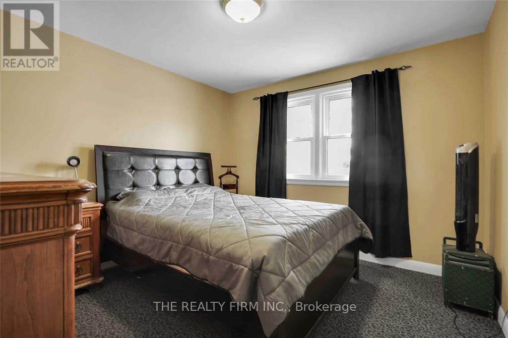 7076 Longwoods Road, London South (South V), Ontario  N6P 1P9 - Photo 16 - X12209273