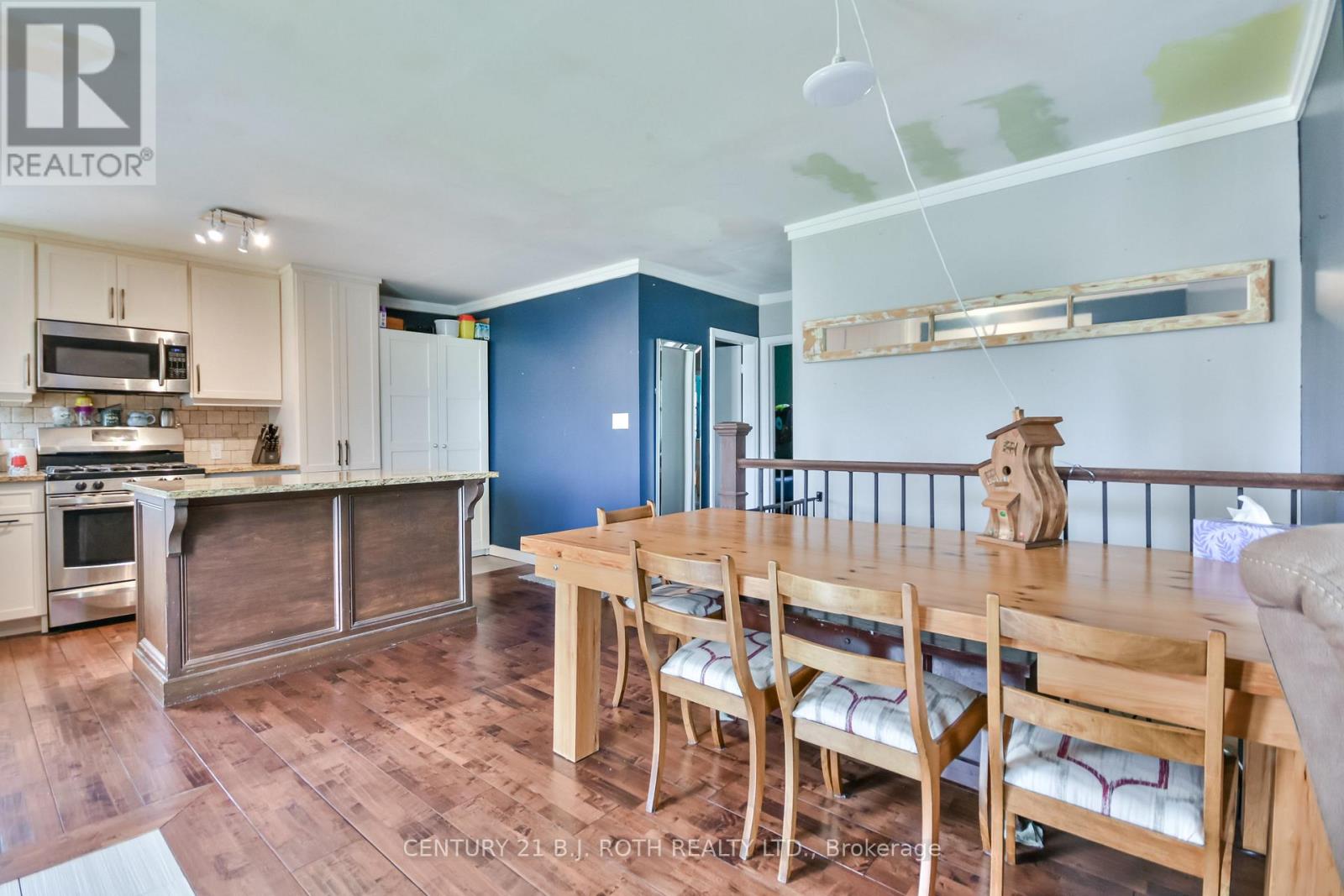 13 Fitton Heights, Orillia, Ontario  L3V 4M7 - Photo 4 - S12209308