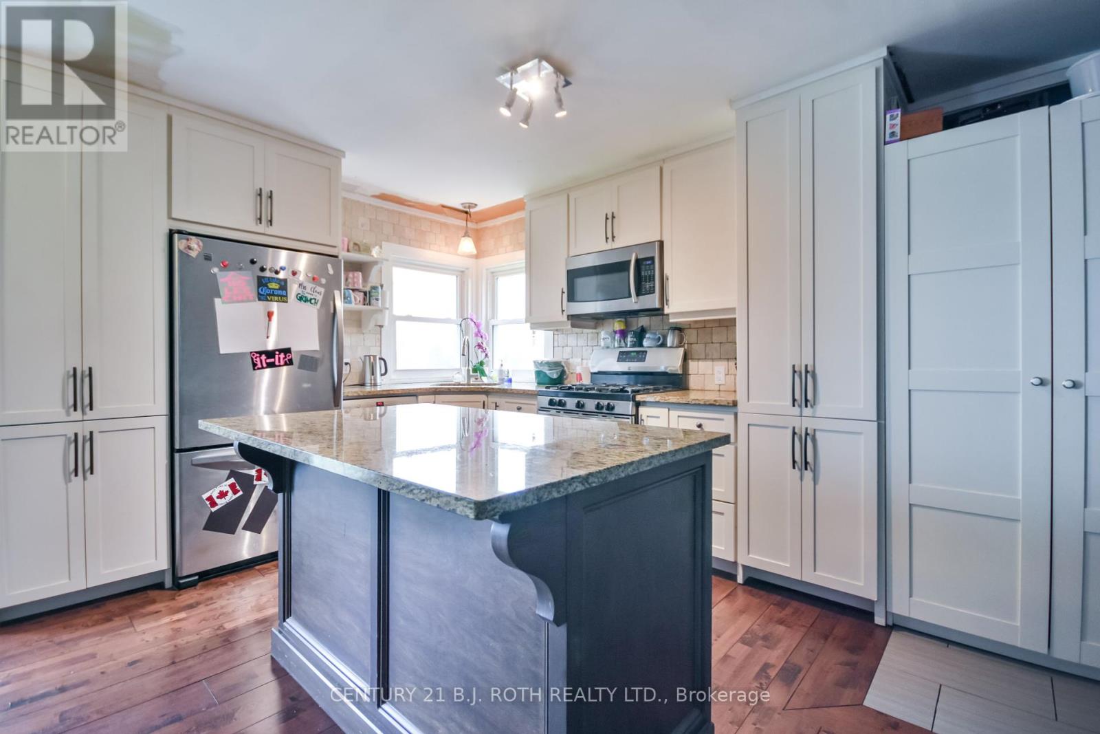 13 Fitton Heights, Orillia, Ontario  L3V 4M7 - Photo 5 - S12209308