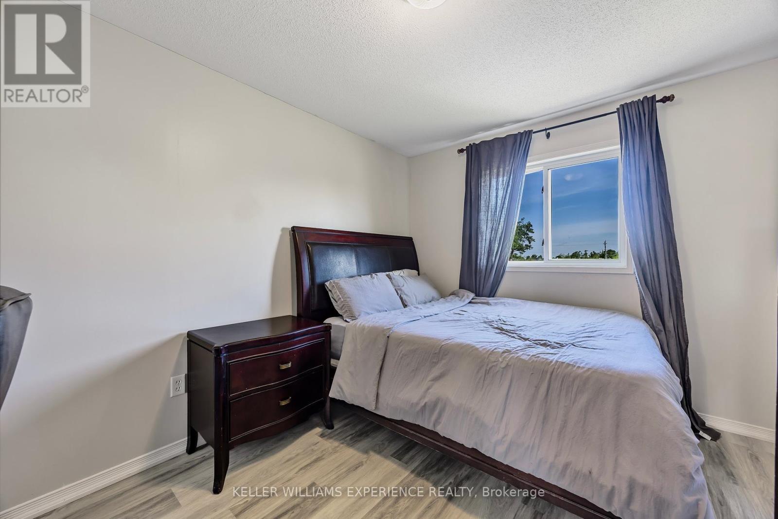 13 Sunset Place, Barrie, Ontario  L4N 0T7 - Photo 19 - S12209391