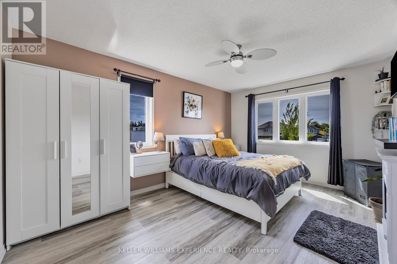 13 Sunset Place, Barrie, Ontario  L4N 0T7 - Photo 22 - S12209391