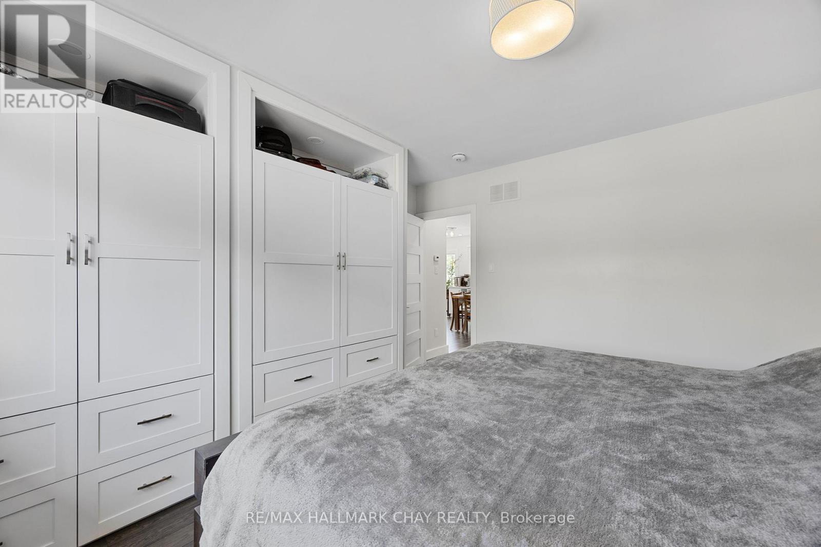 171 Steel Street, Barrie, Ontario  L4M 2G6 - Photo 22 - S12209450
